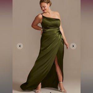 NWT David’s Bridal one sleeve dark green dress